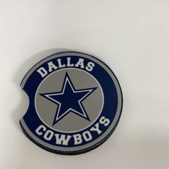 Dallas Cowboy’s License Plate With Cup Holder Inserts - Picture 2 of 3